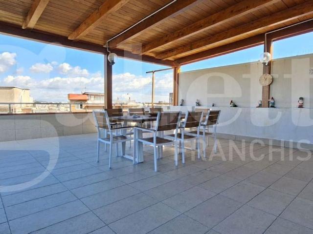 Appartamento in vendita di 180 m² in Via Cappella