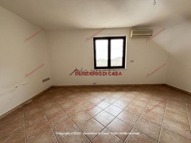 Appartamento in vendita di 180 m² in Via Case Nuove, 5