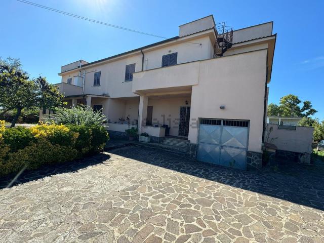 Appartamento in vendita di 180 m² in Via Cervio, 16