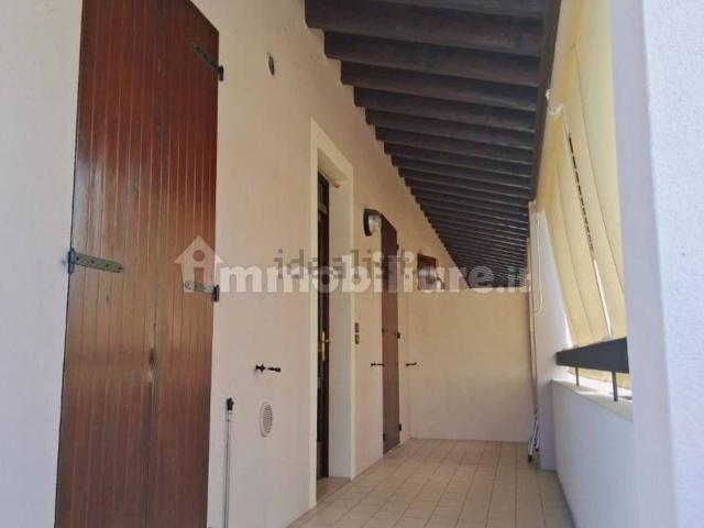 Appartamento in vendita di 180 m² in Via Chiassi