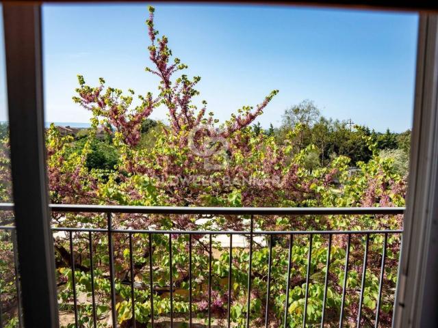 Appartamento in vendita di 180 m² in Via Croce del Vicario, 36