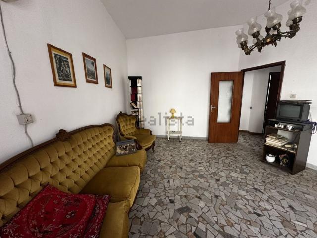Appartamento in vendita di 180 m² in Via Amsicora