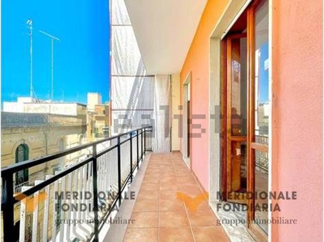 Appartamento in vendita di 180 m² in Via Antonio Costanzo Casetti, 4