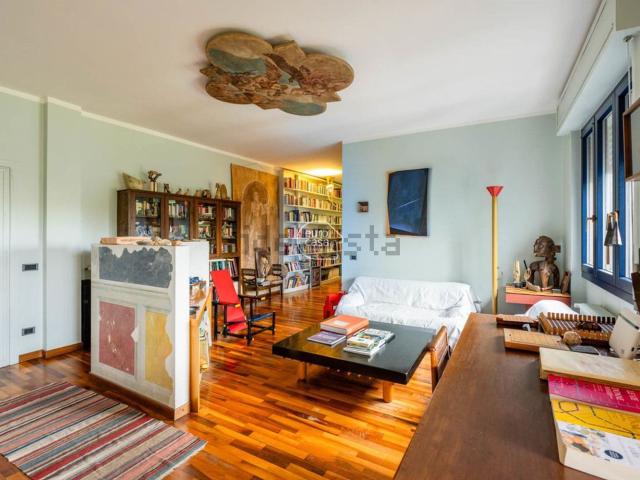 Appartamento in vendita di 180 m² in Via Antonio Gramsci