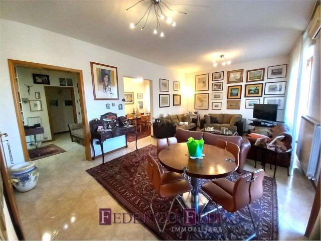 Appartamento in vendita di 180 m² in Via Andrea della Robbia