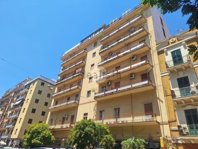 Appartamento in vendita di 180 m² in Via Alessandro La Marmora, 33