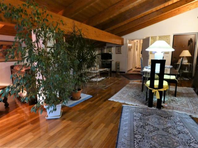 Appartamento in vendita di 180 m² in Via Ayrton Senna