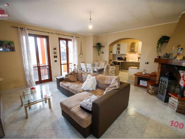 Appartamento in vendita di 180 m² in Via Bosso Virginio, 44