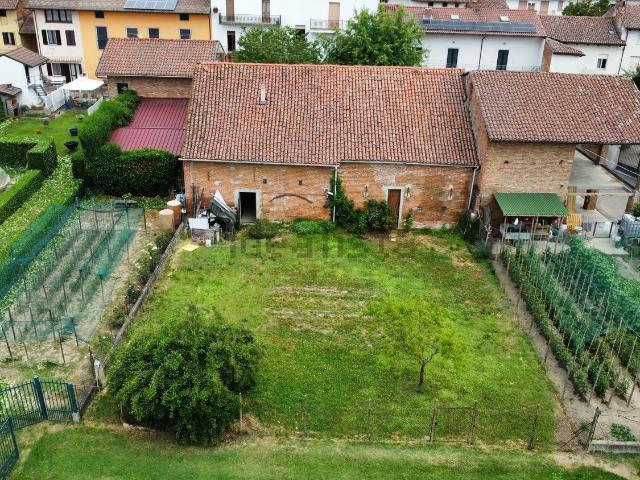 Appartamento in vendita di 180 m² in Via G. Garibaldi, 15