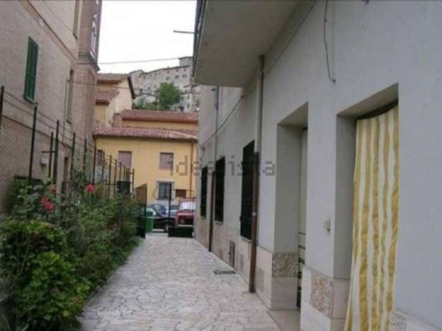 Appartamento in vendita di 180 m² in Via Goffredo Mameli