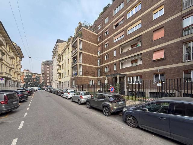 Appartamento in vendita di 180 m² in Via Giuseppe Balzaretti, 28