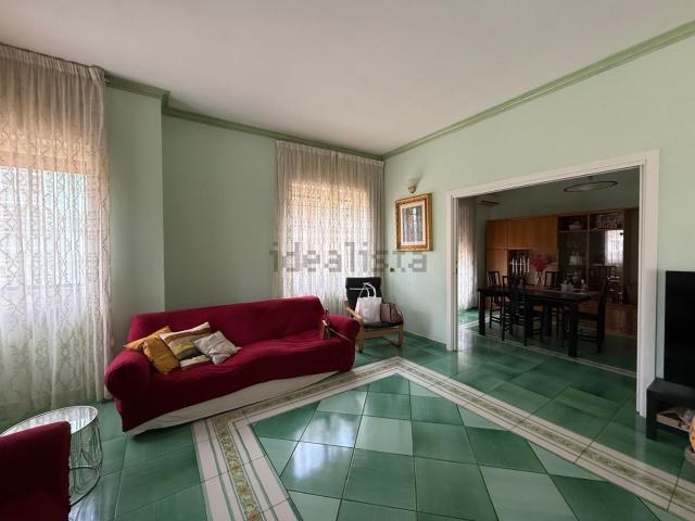 Appartamento in vendita di 180 m² in Via Giacomo Canale, 10