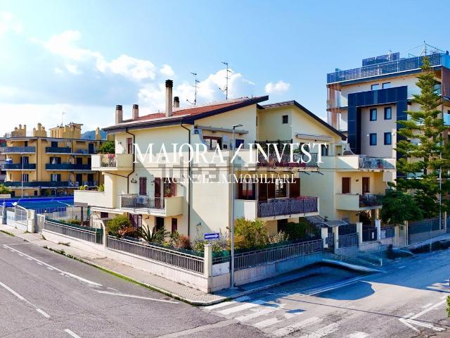 Appartamento in vendita di 180 m² in Via Giannina Milli, 22