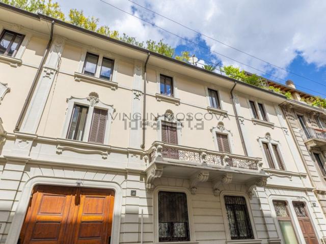 Appartamento in vendita di 180 m² in Via Giovanni Battista Bertini, 3