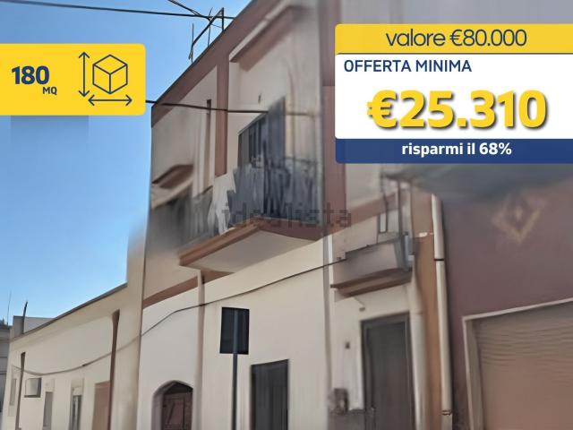 Appartamento in vendita di 180 m² in Via Giovanni Giannone, 41