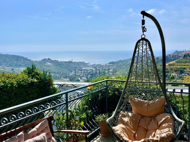Appartamento in vendita di 180 m² in Via Grossi Bianchi, 214