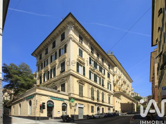 Appartamento in vendita di 180 m² in Via Gropallo