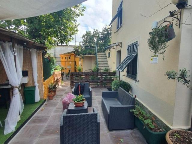 Appartamento in vendita di 180 m² in Via Dogali