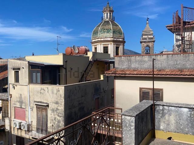 Appartamento in vendita di 180 m² in Via Dante