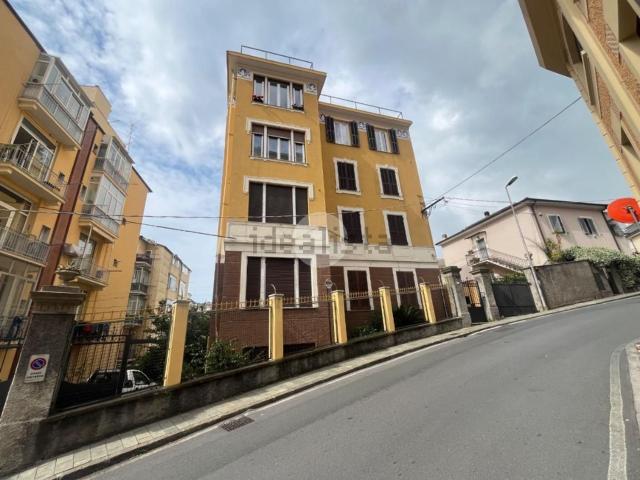 Appartamento in vendita di 180 m² in Via de Mari, 6