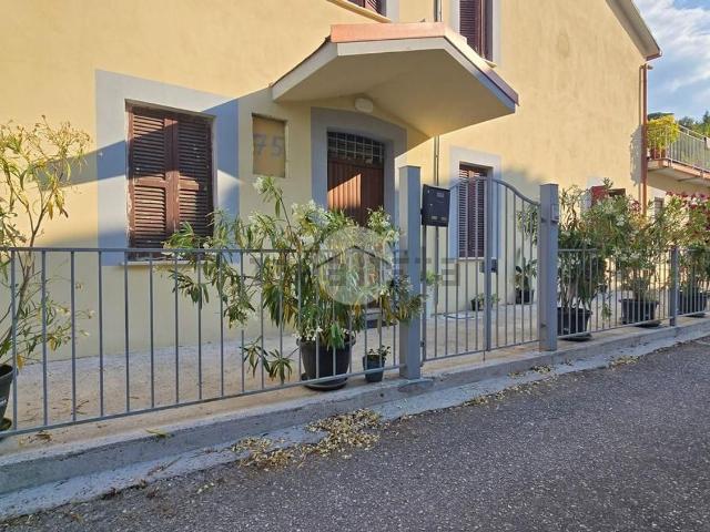 Appartamento in vendita di 180 m² in Via dei Filosofi, 75