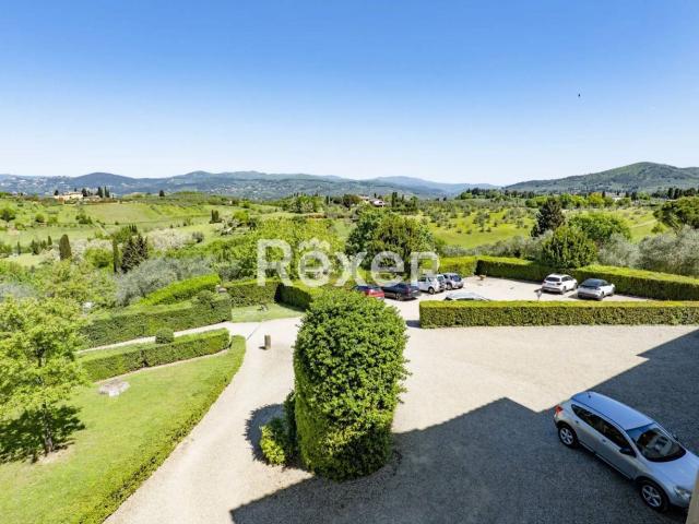 Appartamento in vendita di 180 m² in Via del Carota, 32