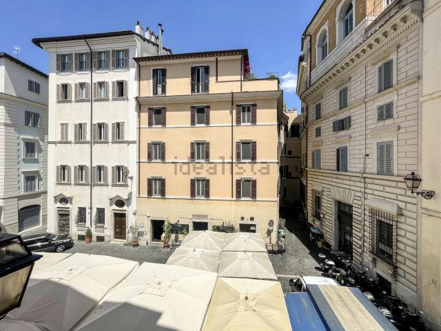 Appartamento in vendita di 180 m² in Via delle Coppelle