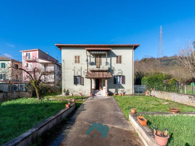Appartamento in vendita di 180 m² in Via delle Melazze, 16