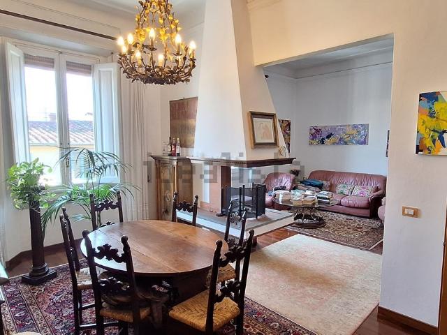 Appartamento in vendita di 180 m² in Via delle Porte Nuove