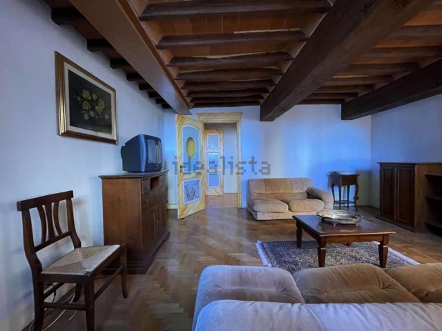 Appartamento in vendita di 180 m² in Via di Città