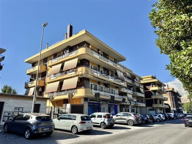 Appartamento in vendita di 180 m² in Via di Mezzocammino