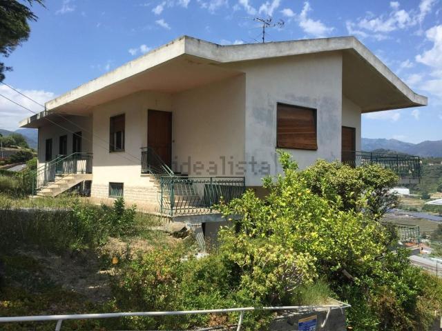 Appartamento in vendita di 180 m² in Via Duca D&apos Aosta, 206