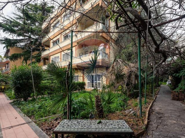Appartamento in vendita di 180 m² in Via Emilio Draconzio, 7