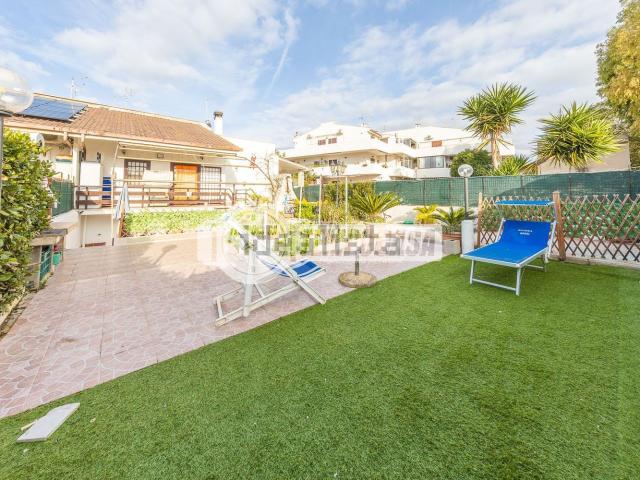 Appartamento in vendita di 180 m² in Via Fontana Morella