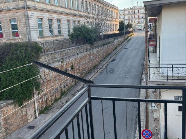 Appartamento in vendita di 180 m² in Via Francavilla, 46