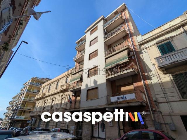 Appartamento in vendita di 180 m² in Via Francesco Cananzi, 7