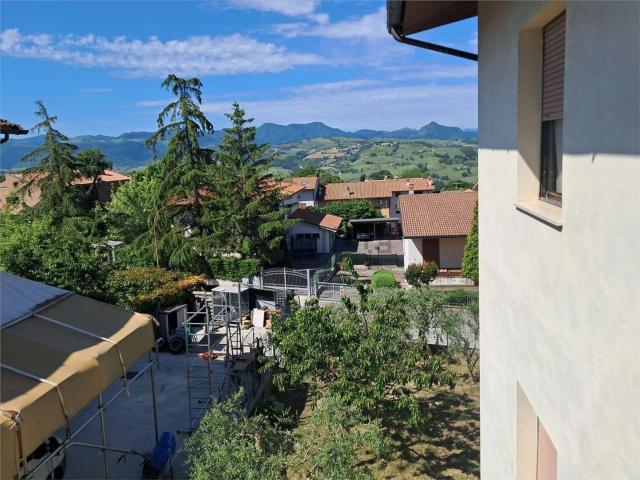Appartamento in vendita di 180 m² in Via Fratelli Kennedy, 33