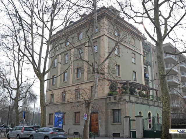 Appartamento in vendita di 180 m² in Via Odoardo Tabacchi