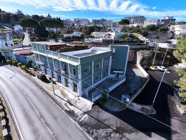 Appartamento in vendita di 180 m² in Via Locorotondo