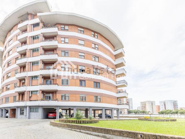 Appartamento in vendita di 180 m² in Via Laurentina, 765
