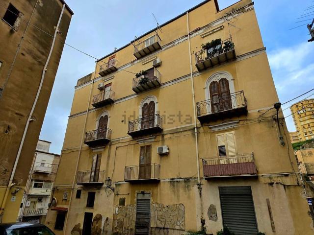 Appartamento in vendita di 180 m² in Via la Porta