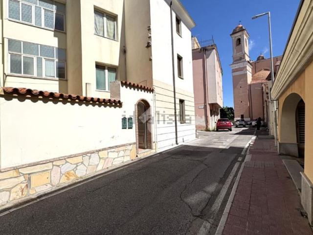 Appartamento in vendita di 180 m² in Via Leonardo Da Vinci, 5