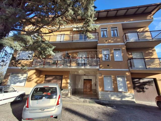 Appartamento in vendita di 180 m² in Via Leonida Mastrodicasa, 26