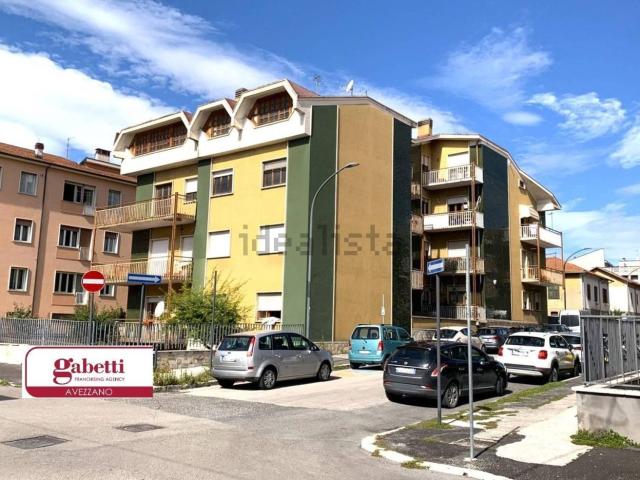 Appartamento in vendita di 180 m² in Via Monsignor Pio Marcello Bagnoli, 11