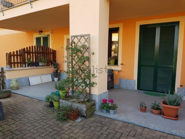 Appartamento in vendita di 180 m² in Via Monterotondo