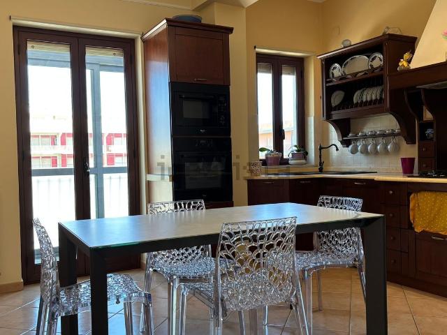 Appartamento in vendita di 180 m² in Via Maio Mariano