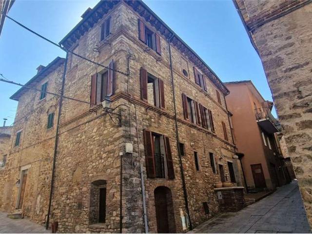 Appartamento in vendita di 180 m² in Via Marconi
