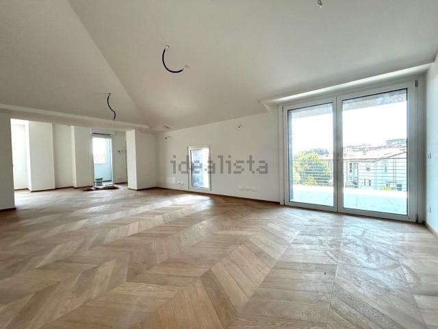 Appartamento in vendita di 180 m² in Via Martignacco