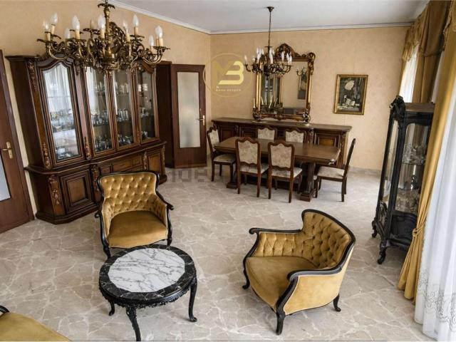 Appartamento in vendita di 180 m² in Via Martino Cilestri, 87