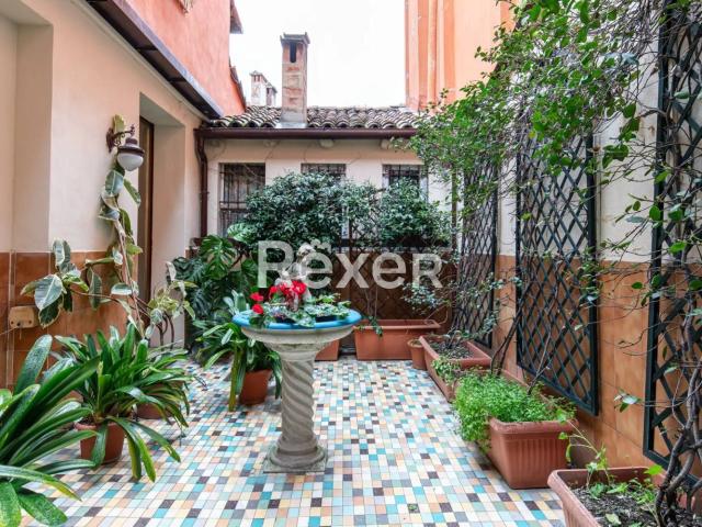 Appartamento in vendita di 180 m² in Via Mascarella, 4